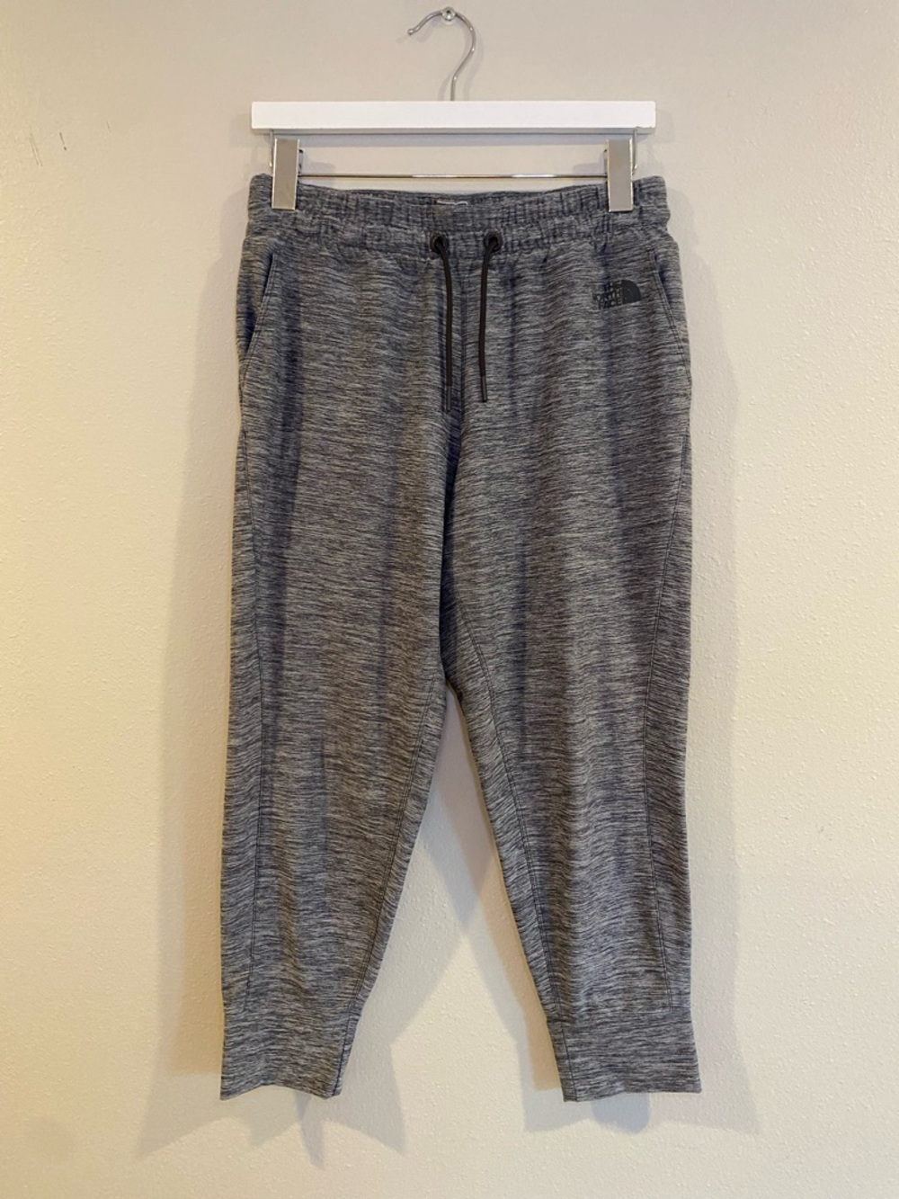The North Face Women's Joggers FlashDry Space Dye - Size Medium Cropped